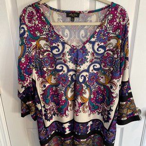 V-Neck 3/4 Sleeve Placement Print Tunic